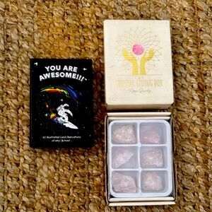 Crystal Giving Box with Rose Quartz ORACLE CARD BUNDLE